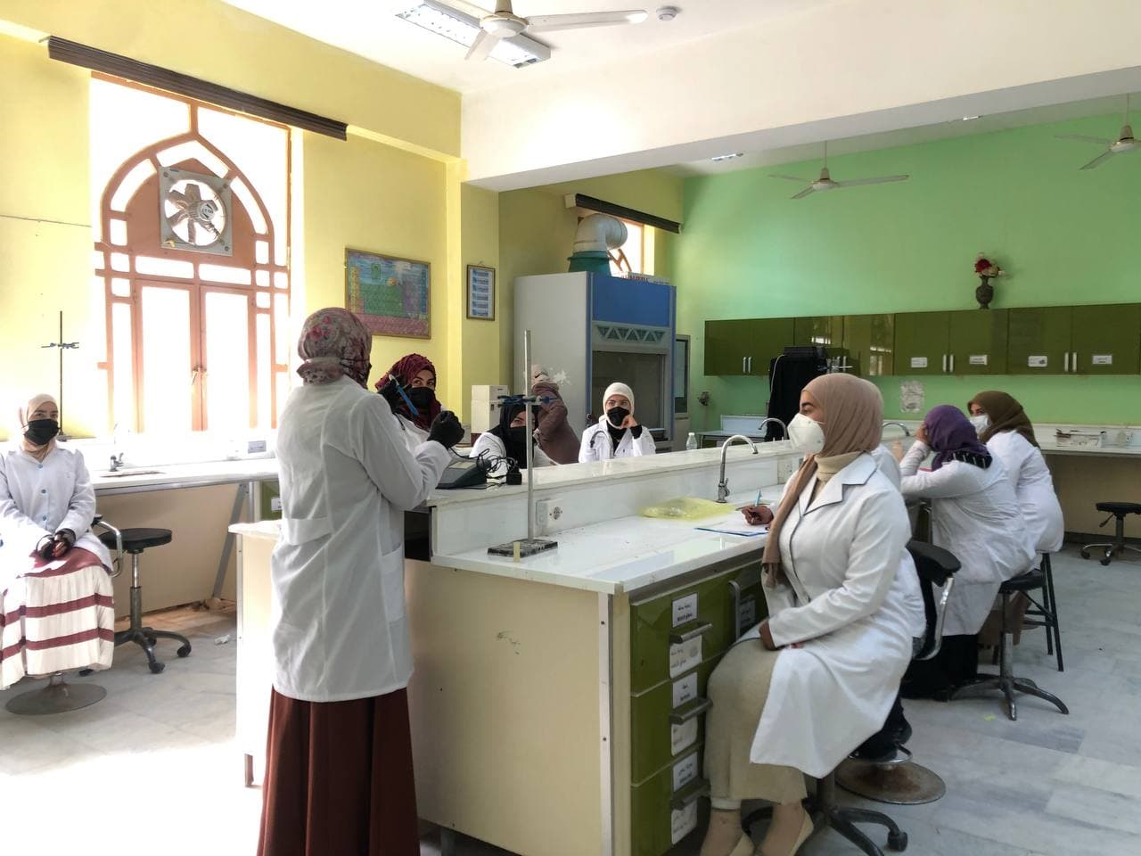 Read more about the article University of Kerbala Organizing a Course on How to Use Laboratory Equipment