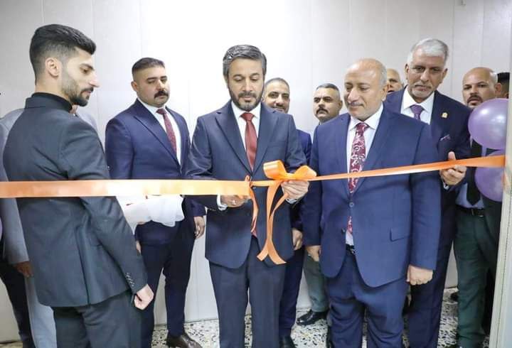 Read more about the article During His Visit to University of Kerbala .. Minister of Education Opens Laboratories and Classrooms of Faculties of Medicine, Dentistry and Pharmacy, and Stresses Completion of Requirements of Developing University Environment