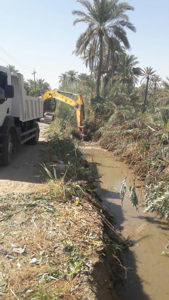 You are currently viewing مديرية الموارد المائية بالتعاون مع جامعة كربلاء تباشر العمل في نهر فريحة
