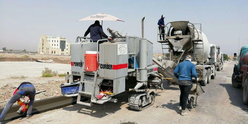 Read more about the article جامعة كربلاء تنجز المرحلة الاولى من مشروع المماشي والمسارت الاساسية