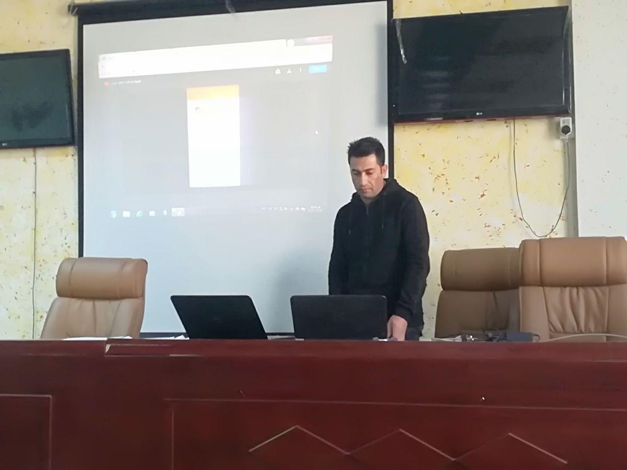 Read more about the article دورة تدريبية في جامعة كربلاء حول اداة التواصل بين الاساتذة والطلبة