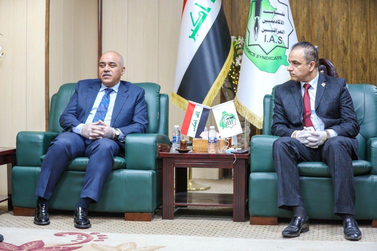 Read more about the article زيارة الأستاذ الدكتور نبيل كاظم عبد الصاحب وزير التعليم العالي والبحث العلمي الى نقابة الأكاديميين العراقيين