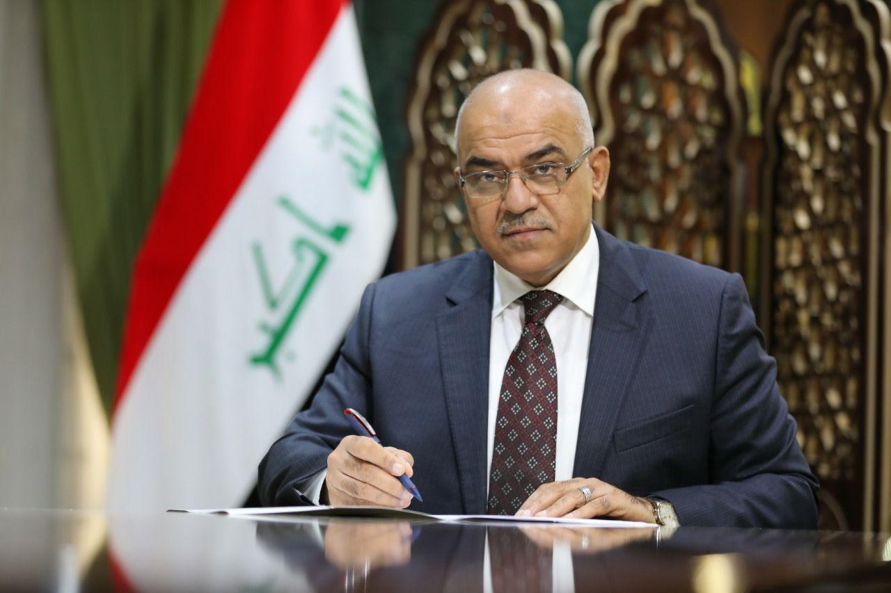 Read more about the article وزير التعليم يوجه رسالة بشأن الامتحان التنافسي وبدء المراحل النهائية في كليات الطب دراستها غدا الأحد