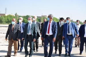 Read more about the article وكيل وزير التعليم العالي والبحث العلمي الأستاذ الدكتور غسان حميد يتفقد مجريات الامتحان التنافسي في جامعة كربلاء