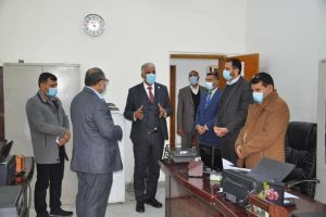 Read more about the article رئيس جامعة كربلاء يتابع آلية إستقبال وتسجيل الطلبة المقبولين في كليات الجامعة للعام الدراسي 2020-2021