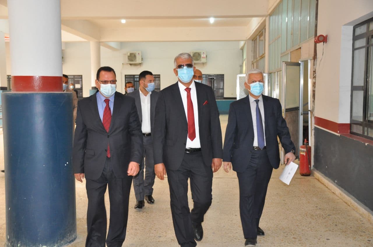 Read more about the article جامعة كربلاء تجري إمتحانات الفصل الأول لطلبة الدراسات العليا