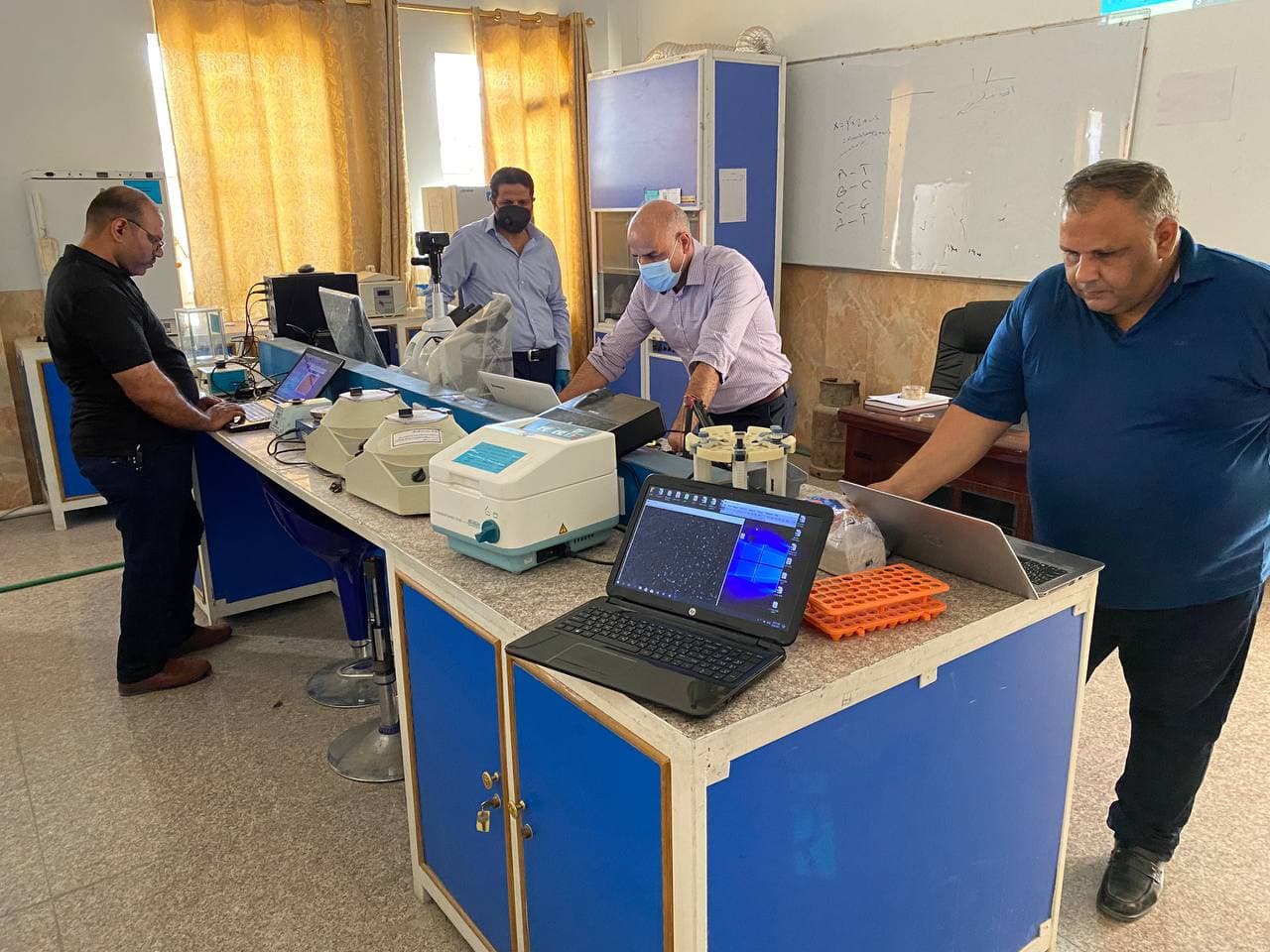 Read more about the article جامعة كربلاء تنظم دورة تدريبية بعنوان (IMAGE J)