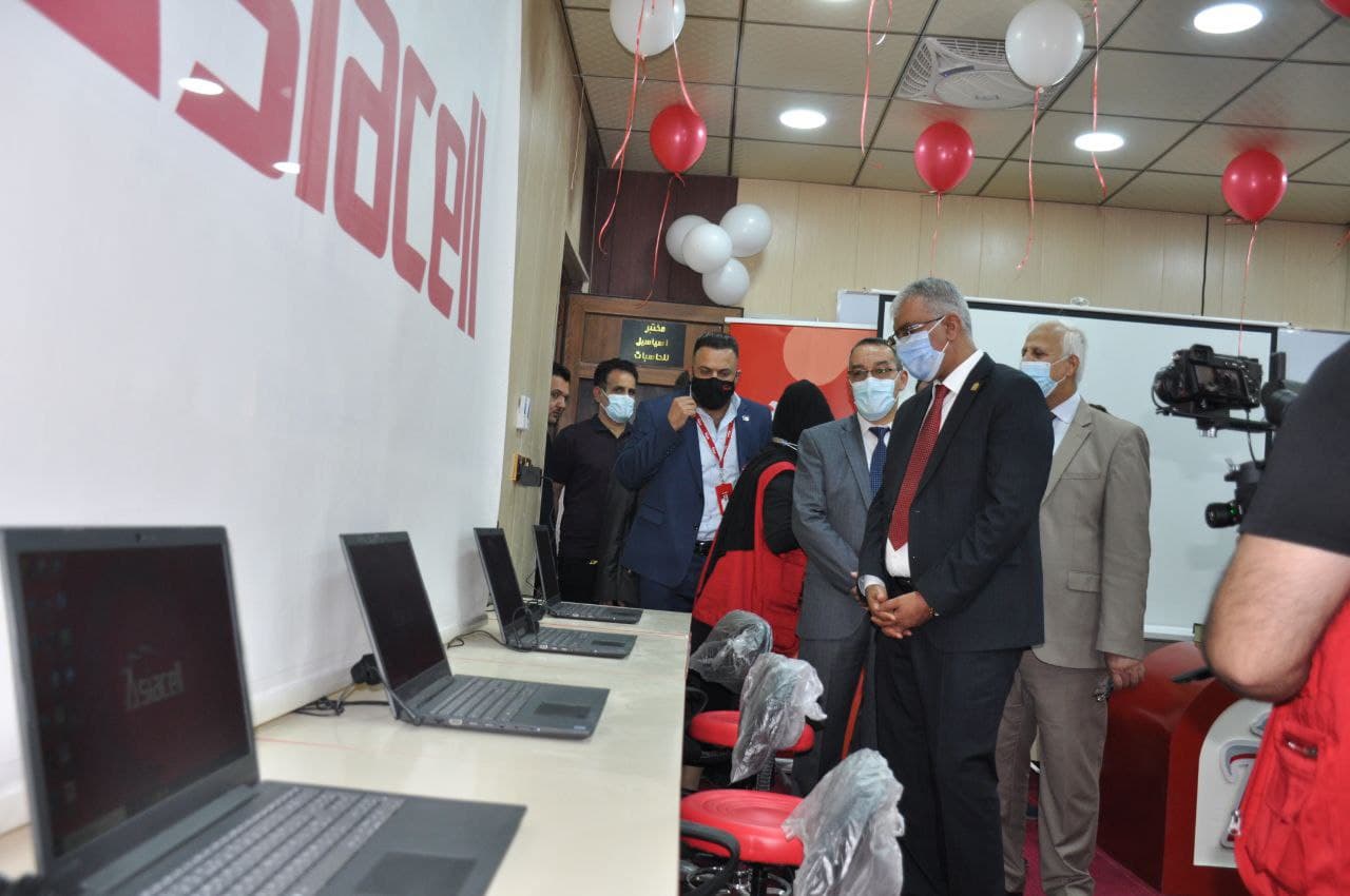 Read more about the article جامعة كربلاء وبالتعاون مع شركة اسياسيل تفتتح مختبر للحاسبات في كلية الهندسة