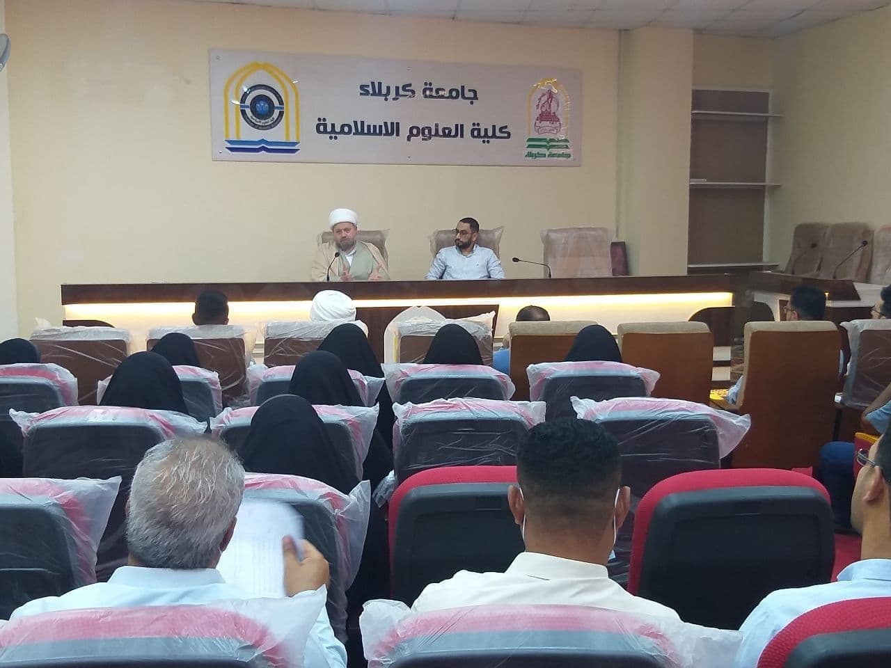 Read more about the article محاضرة في جامعة كربلاء بعنوان ( الانسان الكامل ومعارضوه ديالكتيك الصراع والتكامل )