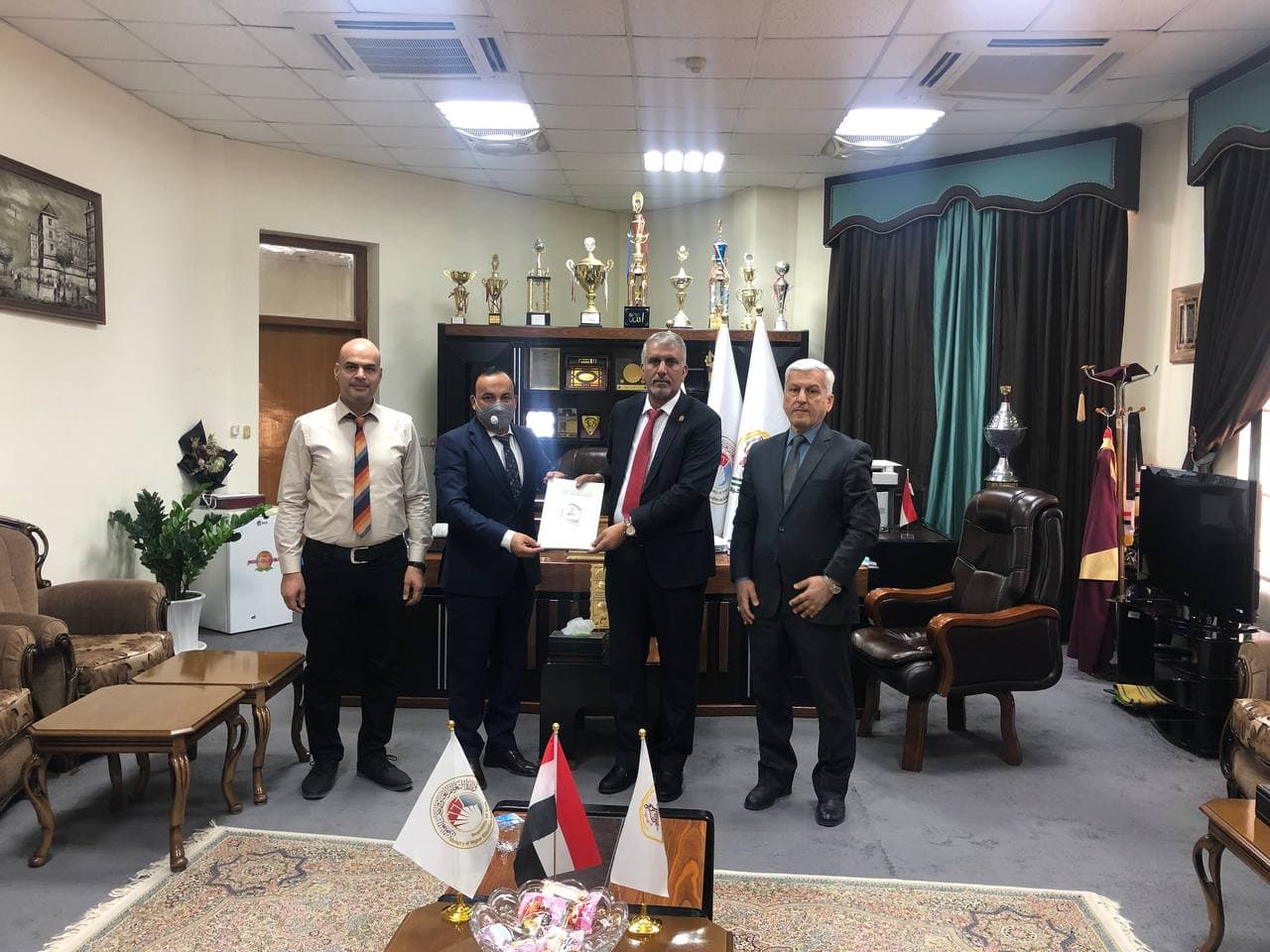 Read more about the article جامعة كربلاء توقع الية تعاون مع شركة هواوي