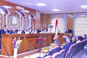 Read more about the article جامعة كربلاء تناقش أطروحة دكتوراه حول المركز القانوني لمراقب الحركة الجوية