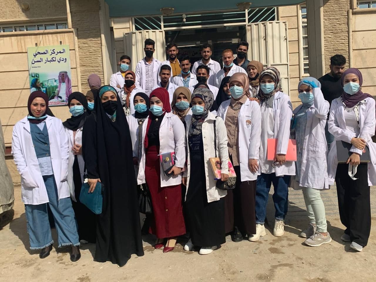 Read more about the article كلية العلوم الطبية التطبيقية في جامعة كربلاء تنظم زيارة الى مركز الرعاية الصحية قطاع الحر