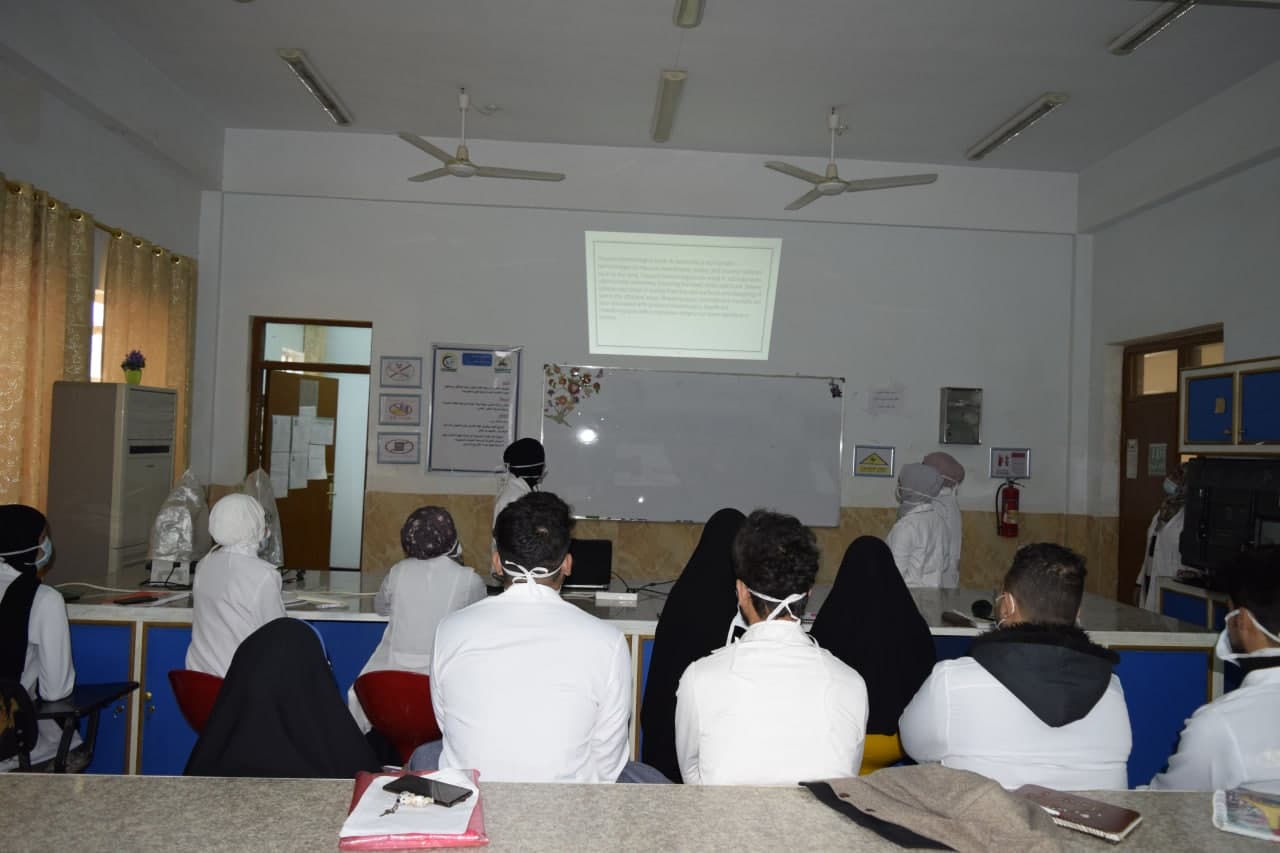 You are currently viewing جامعة كربلاء تقيم حلقات نقاشية لمجموعة من طلاب المرحلة الرابعة لكلية الطب البيطري