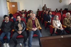 Read more about the article جامعة كربلاء تنظم ورشة عمل حول سلوكيات وقوانين ممارسة المهنة