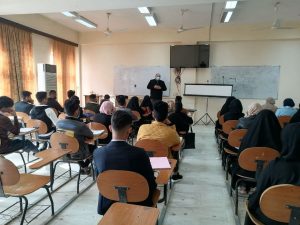 Read more about the article جامعة كربلاء تنظم دورة حضورية عن المركز القانوني للطالب الجامعي