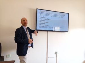 Read more about the article جامعة كربلاء تقيم دورة عن التأثيرات المرضية للسمنة