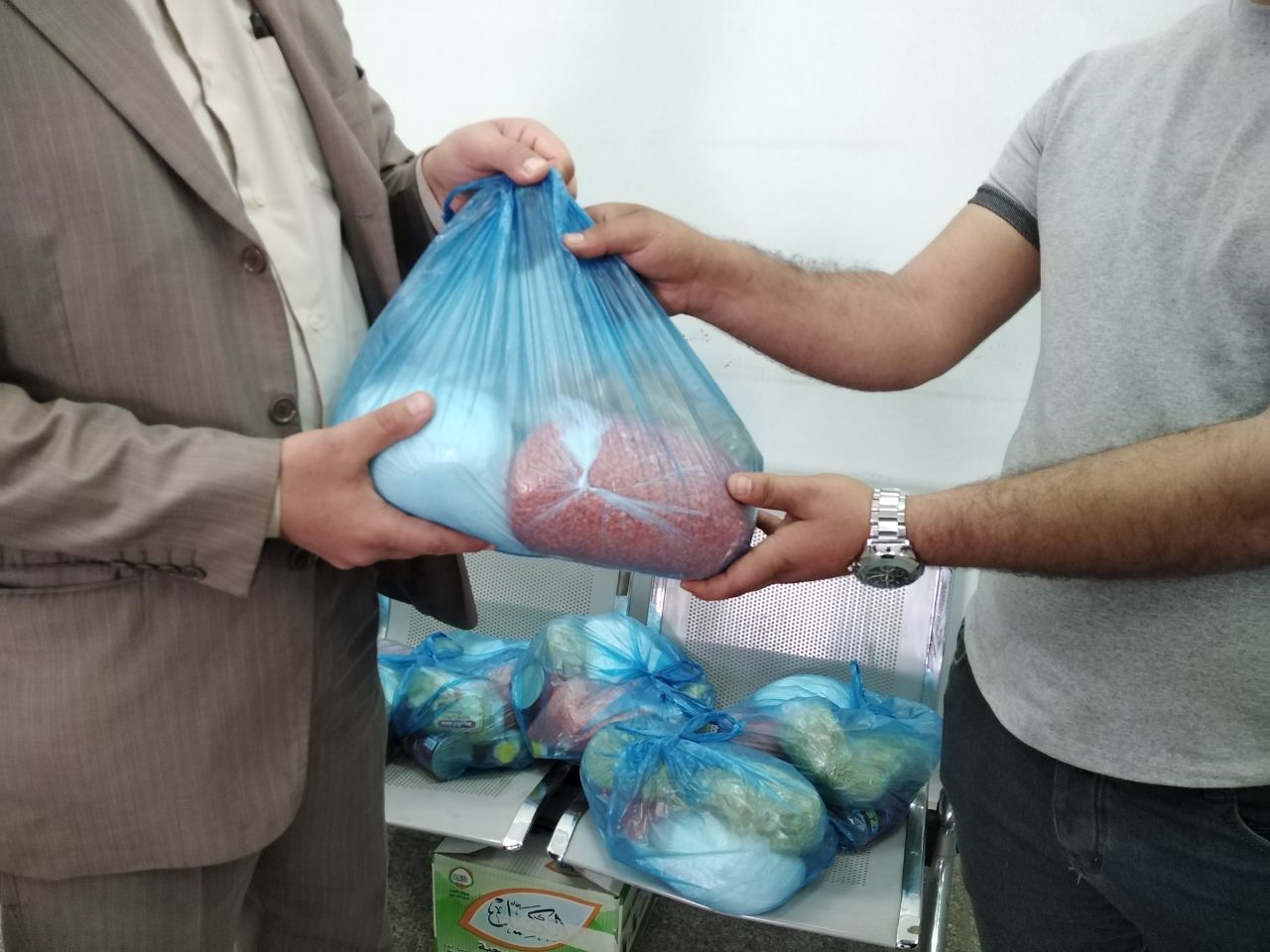 Read more about the article حملة تطوعية في جامعة كربلاء لتوزيع السلات الغذائية على المتعففين