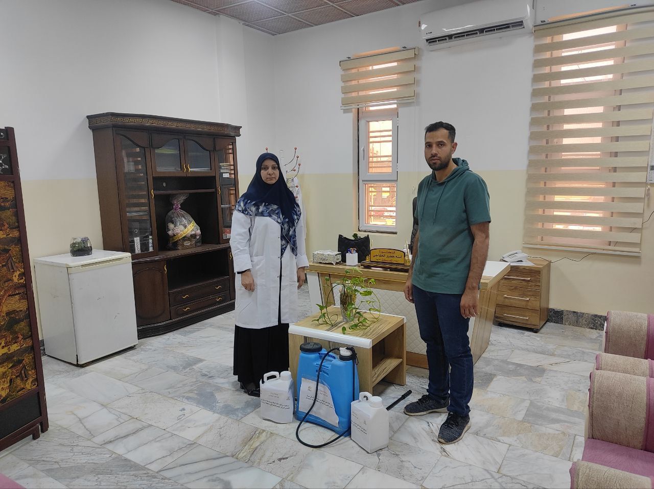 Read more about the article جامعة كربلاء تدعم المستشفى البيطري بالمحافظة بمواد التعقيم