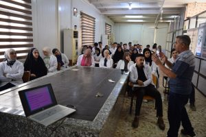 Read more about the article دورة تدريبية في جامعة كربلاء حول طرق وانواع الخياطات الجراحية