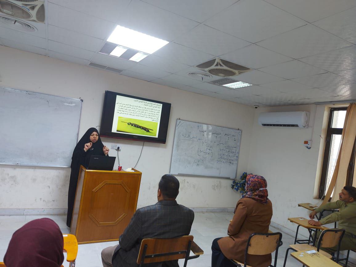 You are currently viewing حلقة نقاشية في جامعة كربلاء بعنوان (الأهمية البيئية والاقتصادية لذبابة الجندي الاسود والبيت)