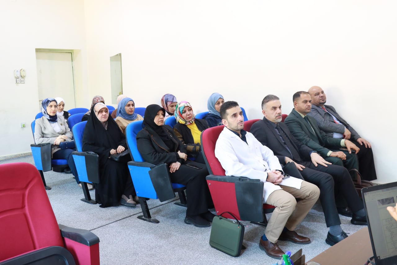 Read more about the article كلية طب الاسنان تنظم دورة عن الكيمياء التحليلية في مسرح الجريمة