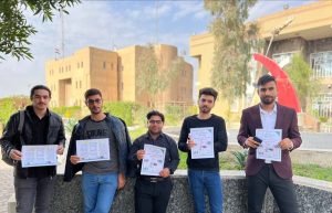 Read more about the article جامعة كربلاء تشهد حملة توزيع بروش ورات توعوية للتثقيف على مخاطر استخدام المضادات الحيوية