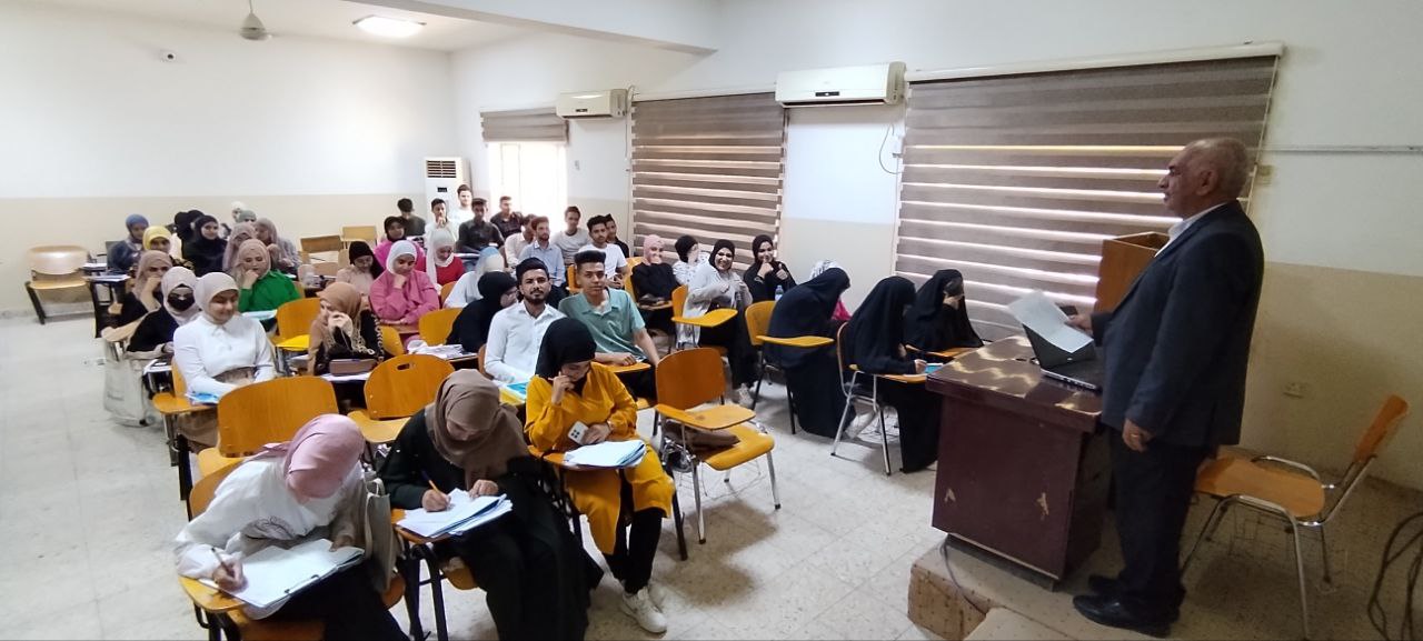 Read more about the article كلية التمريض تنظم ندوة علمية حول المشكلات الطلابية في الحرم الجامعي