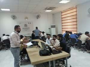 Read more about the article كلية علوم الحاسوب وتكنولوجيا المعلومات تنظم مسابقة برمجية