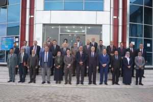 Read more about the article جامعة كربلاء تبارك للعمداء الجدد وتكرم السابقين تثمينا لجهودهم