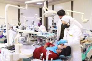 Read more about the article كلية الطب بجامعة كربلاء تواصل تقديم الخدمات الطبية للمرضى