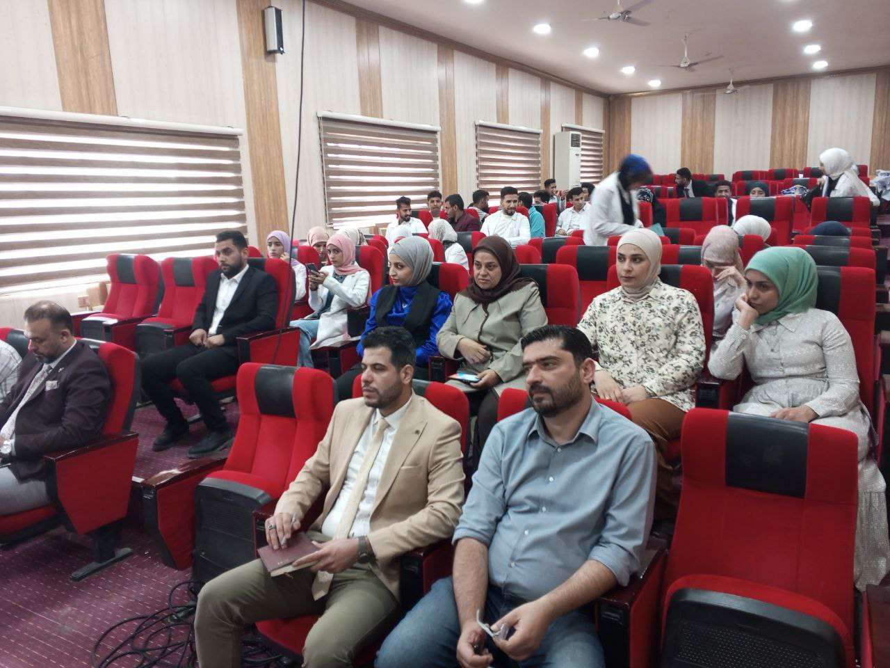 Read more about the article جامعة كربلاء تنظم ورشة عمل عن دور الحاضنات التكنولوجية في تطوير المهارات وريادة الأعمال