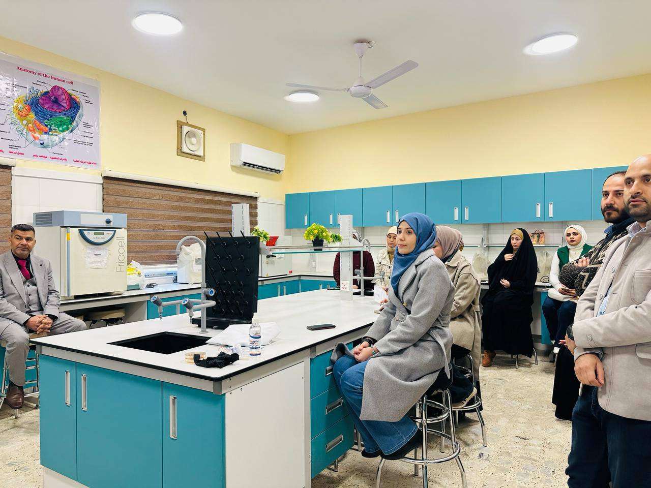 You are currently viewing جامعة كربلاء تنظم دورة تدريبية عن اهم مسببات التلوث المختبري