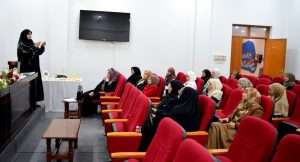 Read more about the article جامعة كربلاء تنظم ورشة عمل عن فن “الريزن” للطالبات