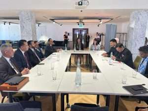 Read more about the article على هامش المنتدى العالمي للتعليم في لندن .. وزير التعليم يرعى توقيع مذكرة تفاهم مع (King’s College London)