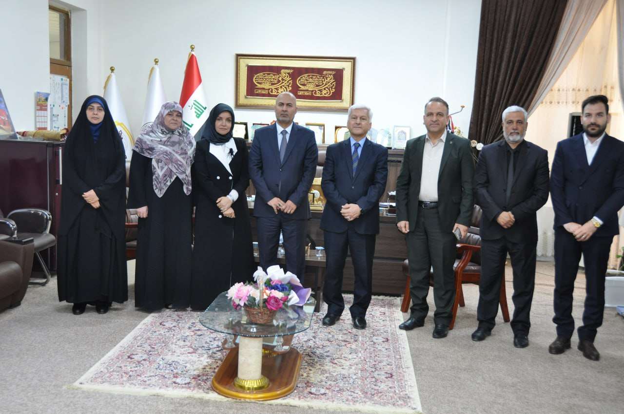 You are currently viewing مساعد رئيس الجامعة للشؤون العلمية يستقبل وفد وزاري لمناقشة سبل التوعية الفكرية