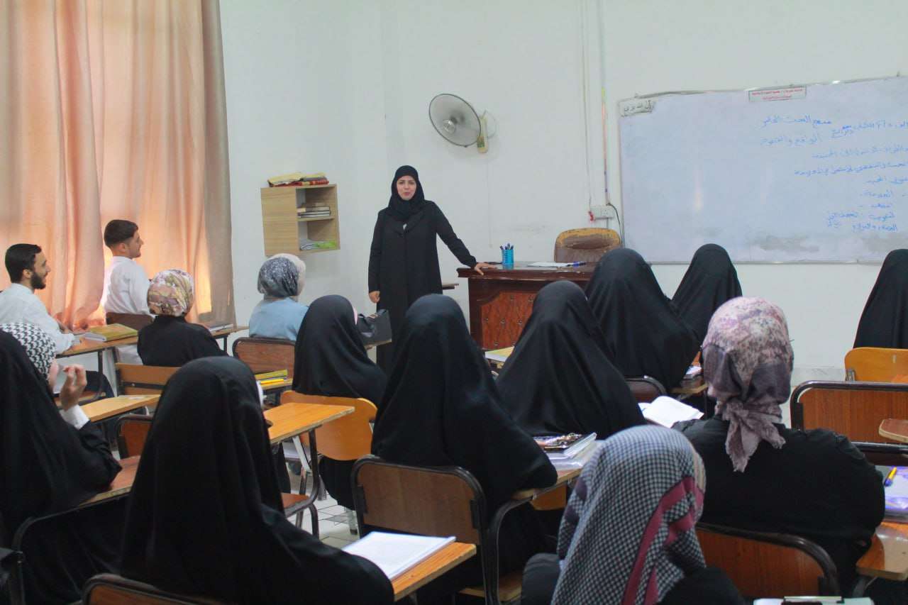 Read more about the article جامعة كربلاء تقيم دورة علمية عن مناهج كتابة البحث العلمي