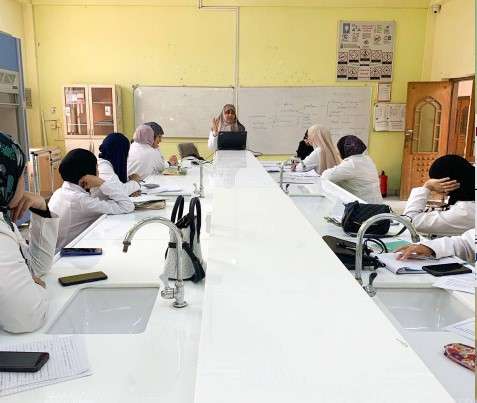 Read more about the article ماهية الحشرات المضيئة في دورة تدريبية بجامعة كربلاء