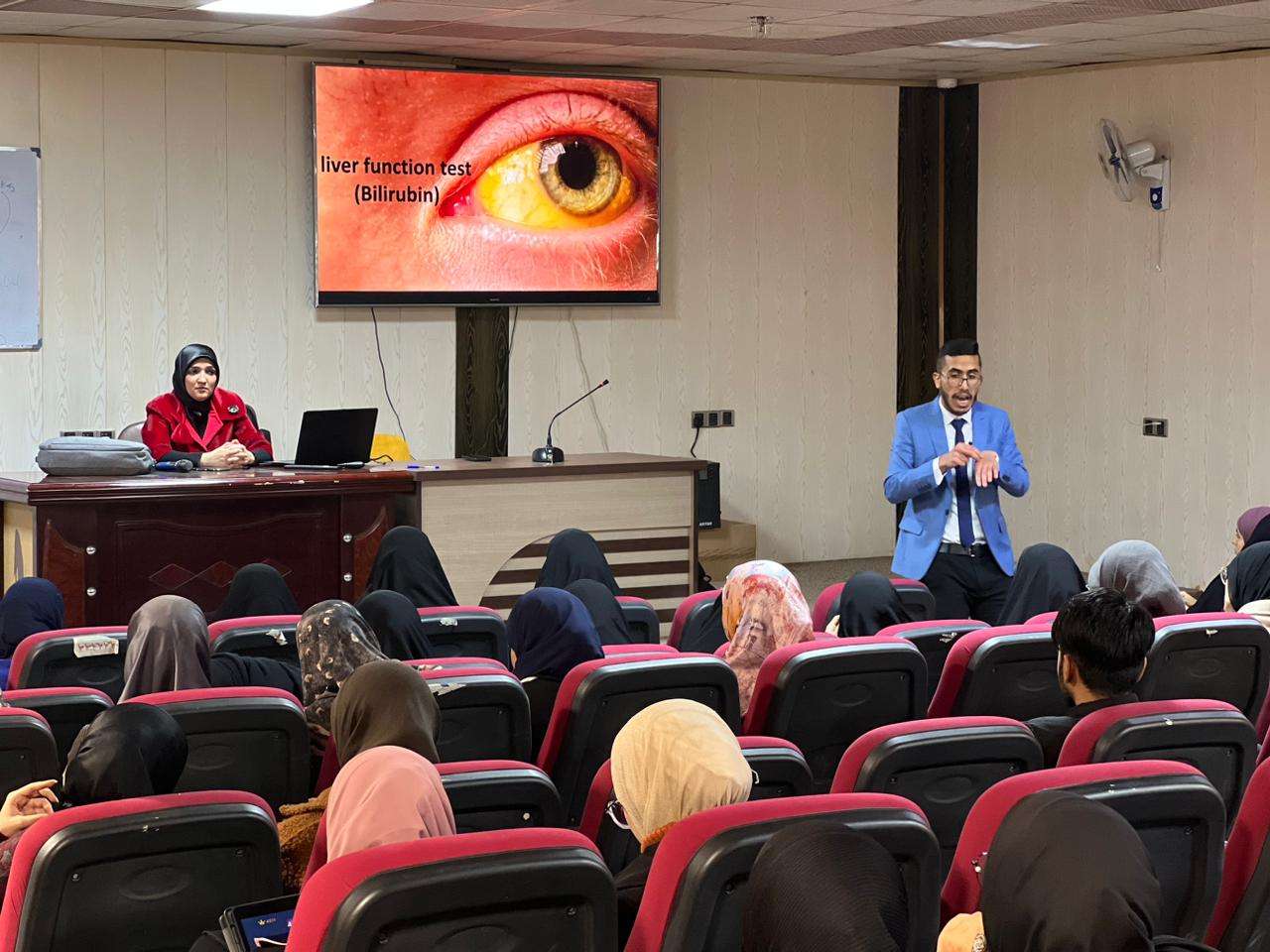 Read more about the article جامعة كربلاء تقيم ورشة عمل عن الكيمياء السريرية وطب الاسنان