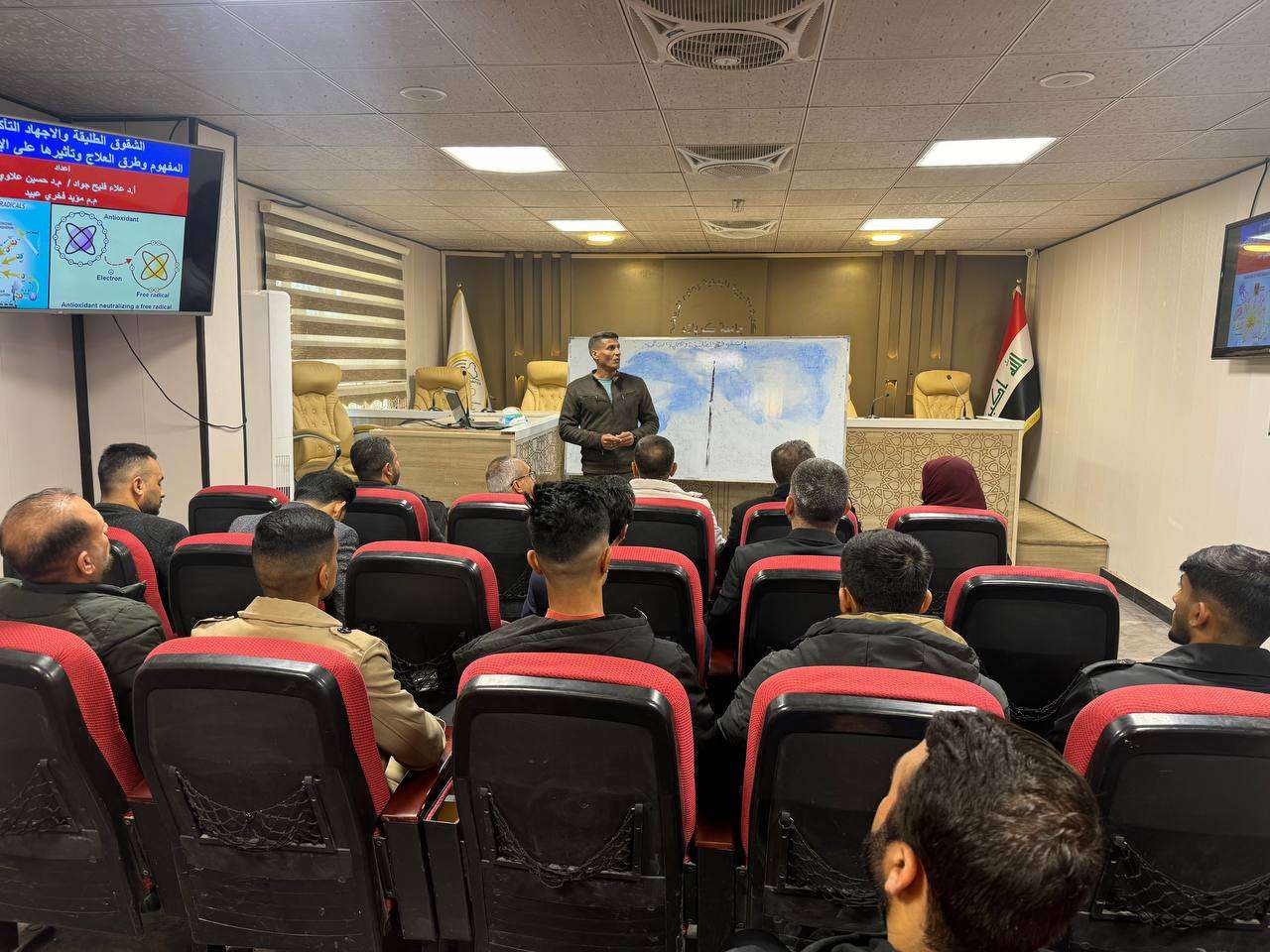Read more about the article جامعة كربلاء تنظم دورة عن الشقوق الطليقة والإجهاد التأكسدي وتأثيرها على الإنجاز الرياضي