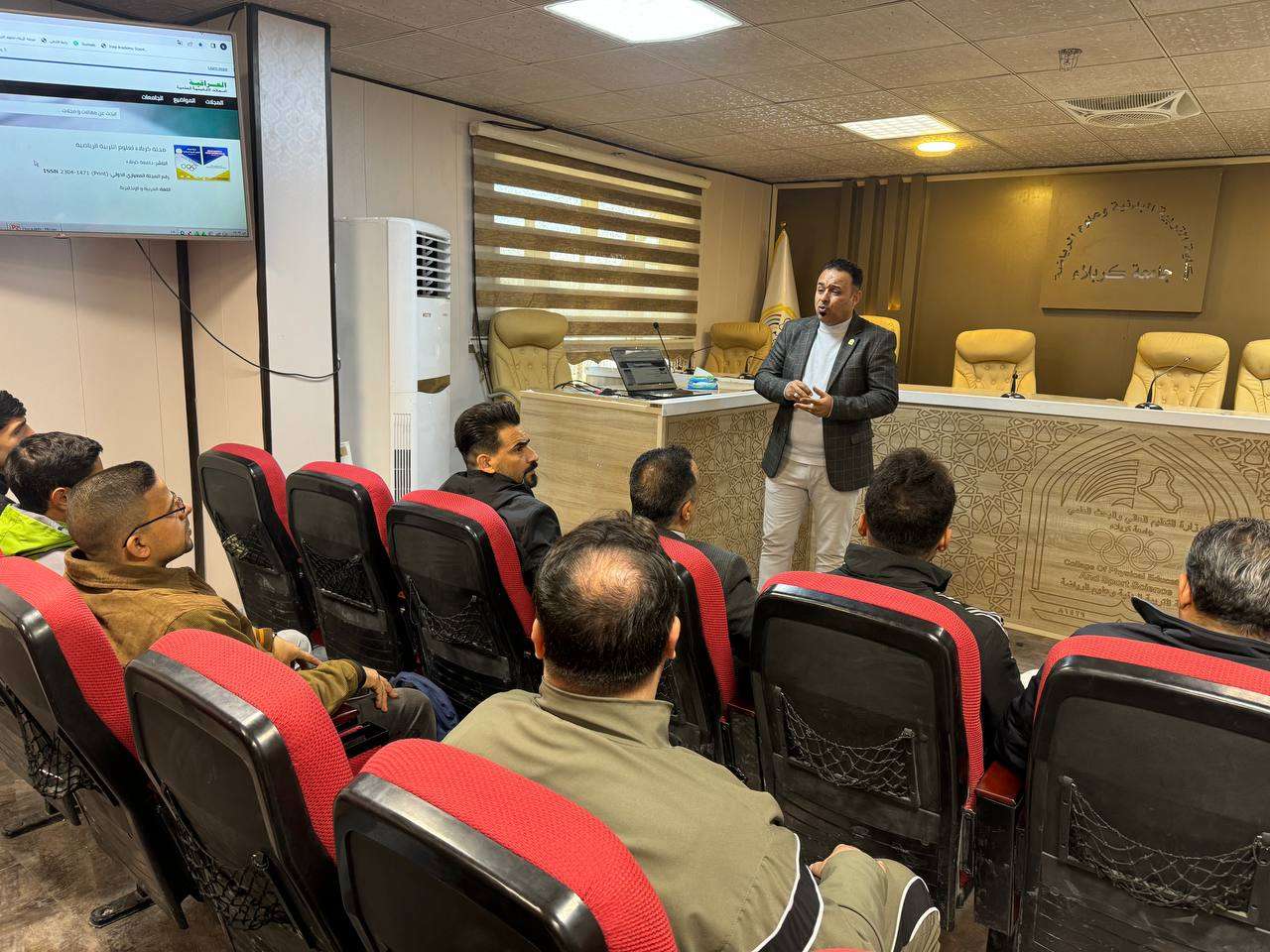 Read more about the article كيفية كتابة البحوث العلمية في ورشة تدريبية بجامعة كربلاء