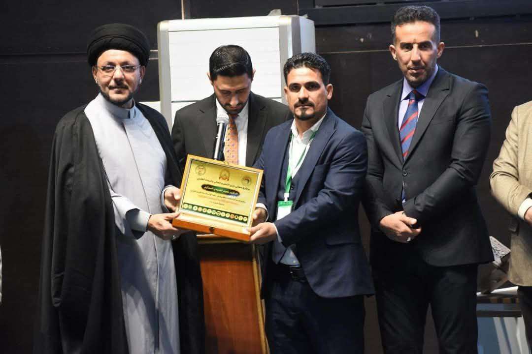 Read more about the article جامعة كربلاء تشارك في مسابقة النور القرآنية للجامعات العراقية