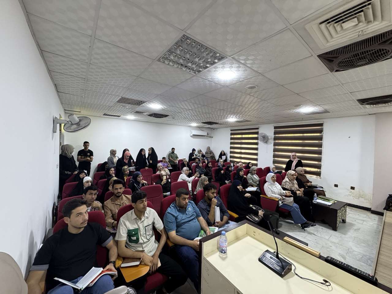 Read more about the article جامعة كربلاء تنظّم دورة علمية حول أساسيات النحو للمبتدئين