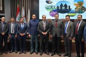 Read more about the article عالم عراقي كبير … يقدم محاضرة علمية عن التنمية المستدامة بجامعة كربلاء