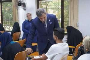 Read more about the article رئيس الجامعة يتفقد سير الامتحانات النهائية ويثني على دور الملاكات التدريسية