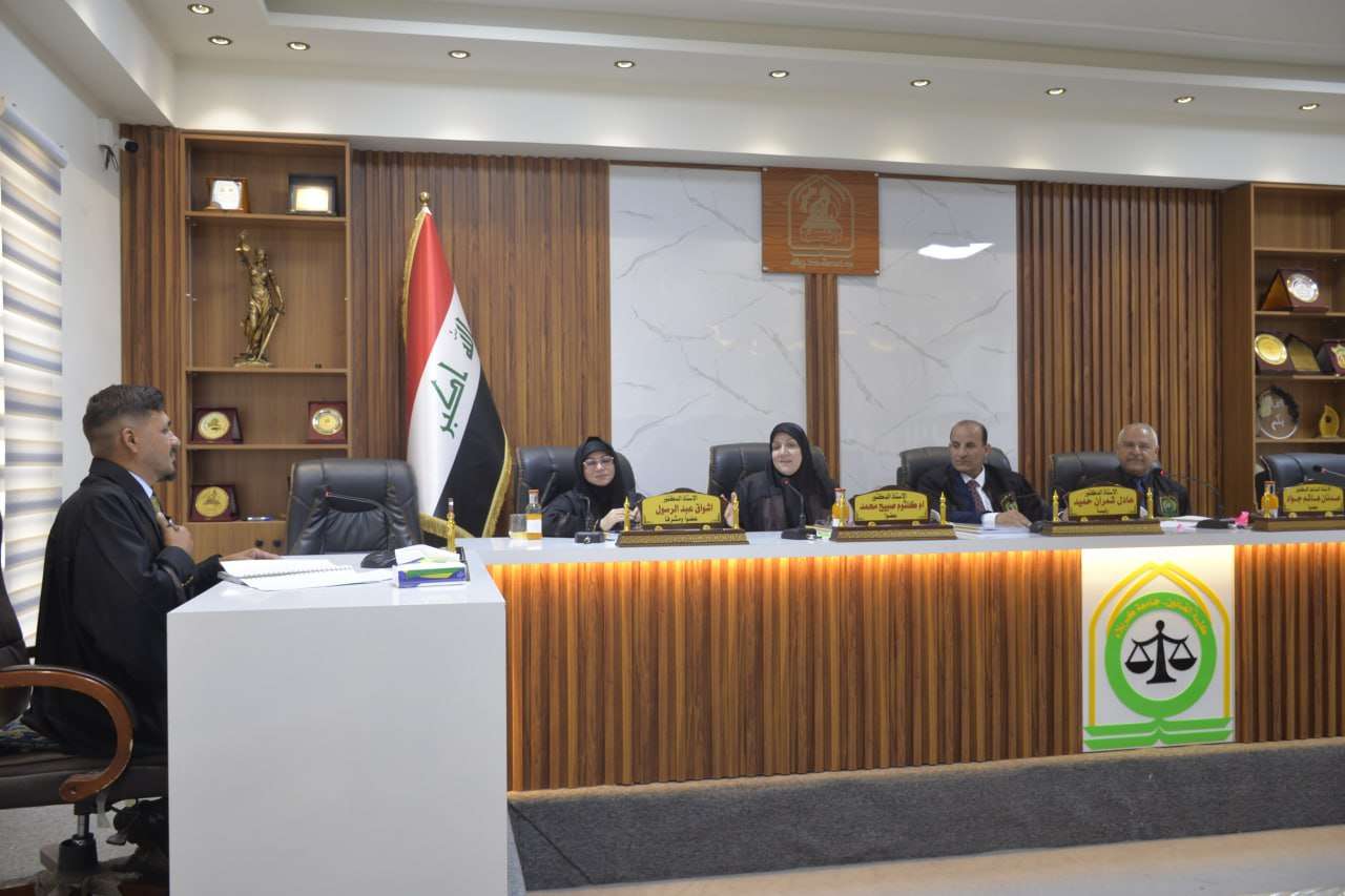 Read more about the article رسالة ماجستير في جامعة كربلاء تناقش المسؤولية المدنية لمشغل الروبوت الطبي