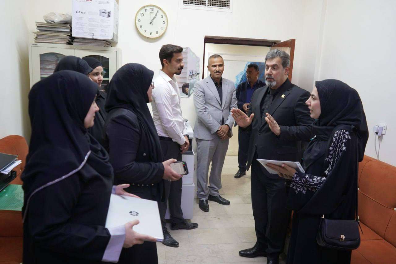 Read more about the article رئيس الجامعة يزور لجنة احتساب الشهادات ويؤكد على سرعة إنجاز المعاملات وتطبيق التعليمات بعدالة