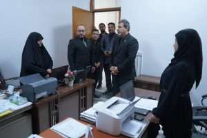 Read more about the article رئيس الجامعة يتفقد الأقسام العلمية والإدارية ويستمع إلى المقترحات التطويرية