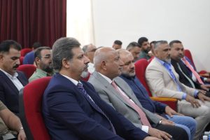 Read more about the article رئيس الجامعة يشدد على الالتزام بالمعايير الأكاديمية في إعداد الرسائل والأطاريح