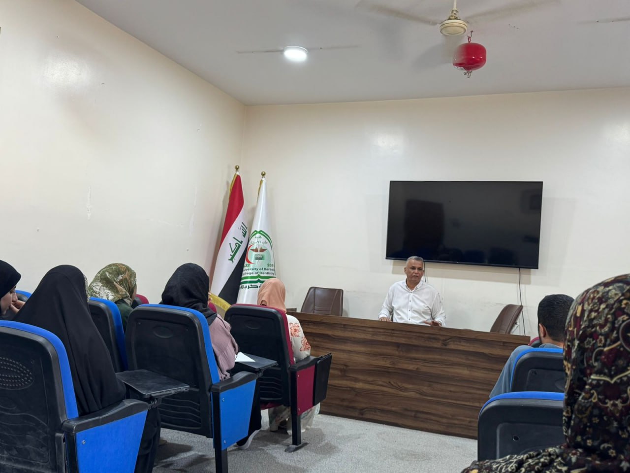 Read more about the article جامعة كربلاء تنظم ورشة عن تطوير الموارد البشرية