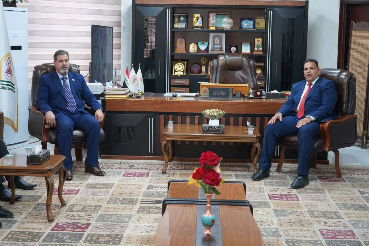 You are currently viewing الأكاديمية الموريسكية الأندلسية الإسبانية تكرم رئيس الجامعة